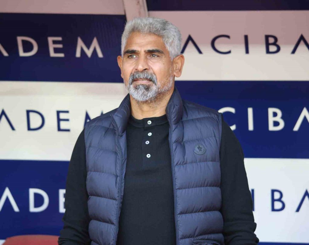 TRENDYOL 1. LİG'İN 11. HAFTASINDA SİVASSPOR, EVİNDE KARŞILAŞTIĞI SARIYER İLE 1-1 BERABERE KALDI.