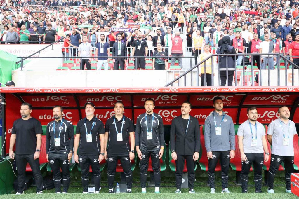 TRENDYOL SÜPER LİG’İN 8. HAFTASINDA AMED SPORTİF FAALİYETLER, SAHASINDA KONYASPOR İLE MÜCADELE EDİYOR. MÜSABAKANIN İLK YARISI…